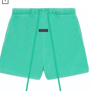 Fear of God Essentials Polar Fleece Short
Mint Leaf medium